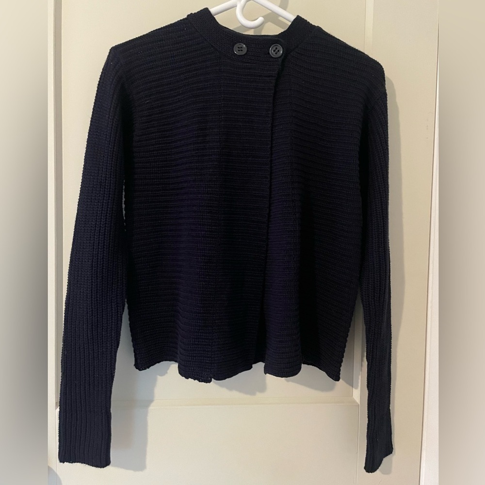 NWT Eddie Bauer Large Navy knit cardigan